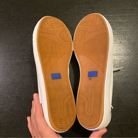 Keds | Center III Leather Lace Up | White Classic Understated Sneakers - Picture 7 of 15